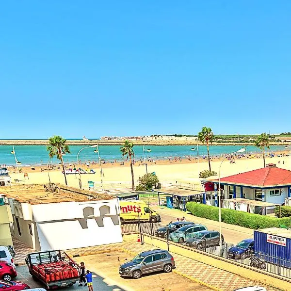Ocean View Beach Apartment with Pool & Balconies、エル・プエルト・デ・サンタマリアのホテル