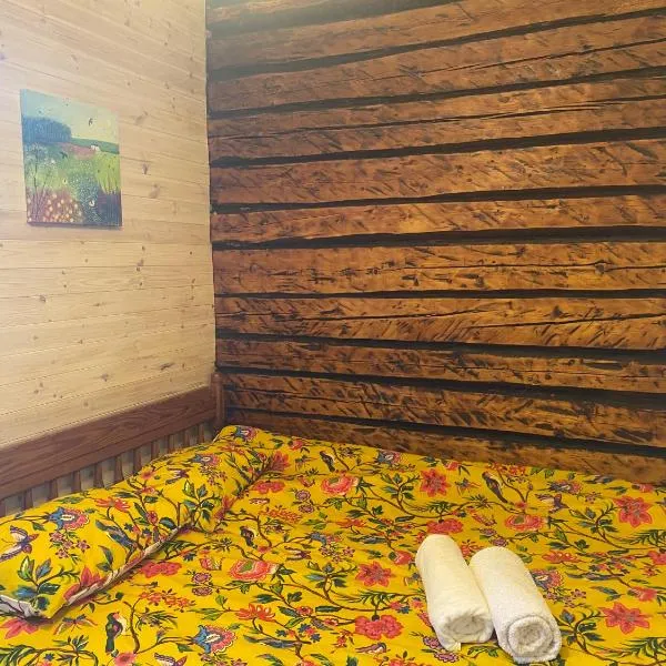 Private Hiiumaa Cottage plus Sauna, hotel in Lelu