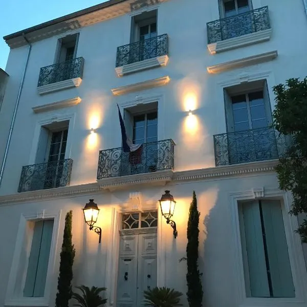 LAZARE Maison de Maître , appartements de standing avec parking privatif à seulement 7 minutes à pied du centre historique de Béziers, hotelli kohteessa Puimisson