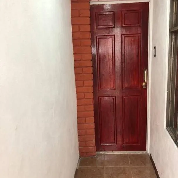 Pinky’s Place Airport, Full Equipment., hotel in Alajuela