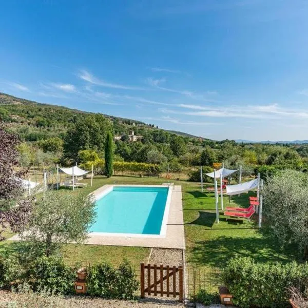 Casa Macinarino APPARTAMENTO 14 con piscina, hotel v destinácii Loro Ciuffenna