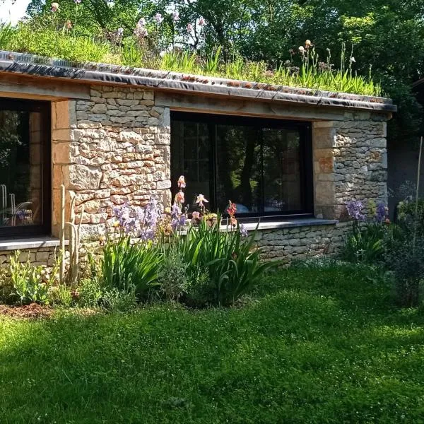 Gîte d'Espinières, hotel v destinaci Orniac