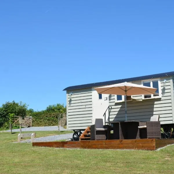 Kerswell Farm Shepherd Huts, hotel v destinaci Totnes