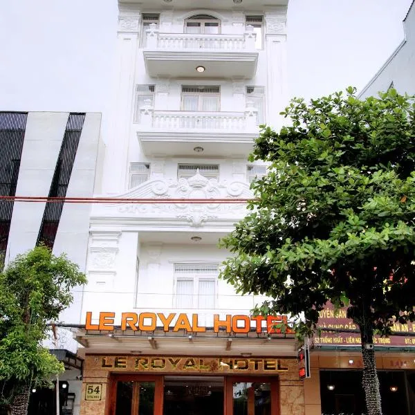 Khách sạn Le Royal, hotel in Lien Nghiia