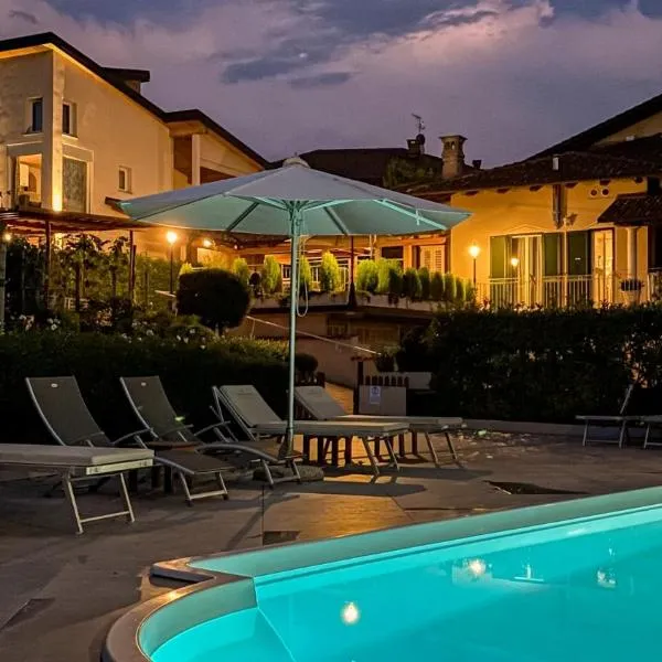 La Rosa Gialla Bio Apartments & rooms, hotel en Barolo