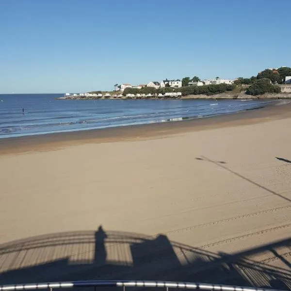 Appartement Vaux sur mer, hotel v destinácii Vaux-sur-Mer