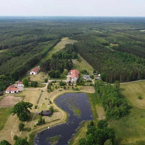 Gospodarstwo Agroturystyczne Zasadkowe Bory, hotel em Studzieniec