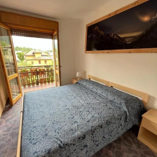 DOLOMITI HOUSE 9, hotel v destinácii Fiera di Primiero
