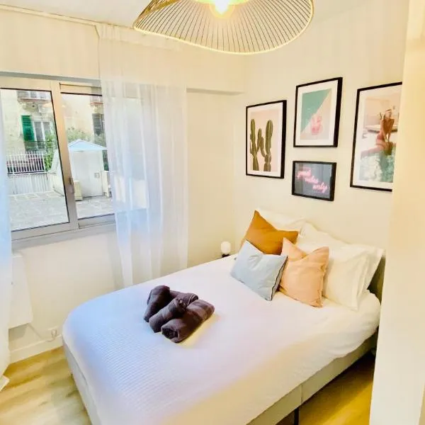 New Designer Studio next to Casino Square with AC & Internet, hotel in Monte Carlo