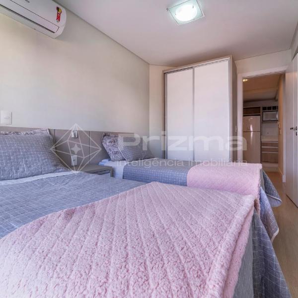 Boulevard 123 D - Apartamento com 3 dormitórios em elegante condomínio com piscina aquecida na praia do centro de Bombinhas - Foto 2