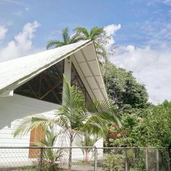 Casa Moes, ξενοδοχείο σε Cahuita