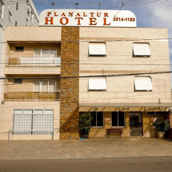 Planaltur Hotel, отель в городе Пасу-Фунду