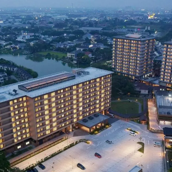 Axia South Cikarang Service Apartment โรงแรมในชีการัง