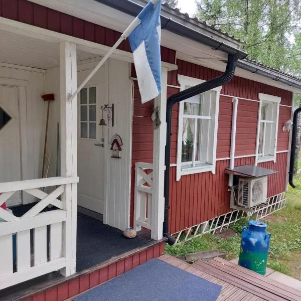 Ilmastoitu kesämökki Askolassa lähellä Porvoota, hotel in Hautjärvi