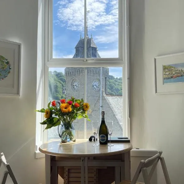 Clock Tower View, hotel en Looe