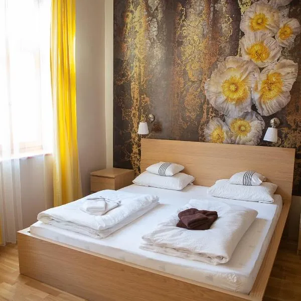 Hunyadi Panzió-Apartman – hotel w mieście Makó