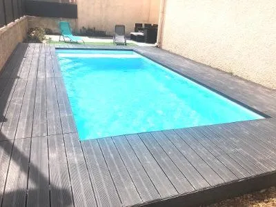 Piscine chauffée Clim WIFI 13 personnes Centre Valras-Plage – hotel w mieście Valras-Plage