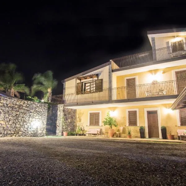 Villa Gusmano, hotel Piedimonte Etneóban