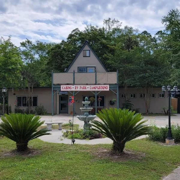 Okefenokee Pastimes Cabins and Campground, hotel v destinaci Stanley Landing