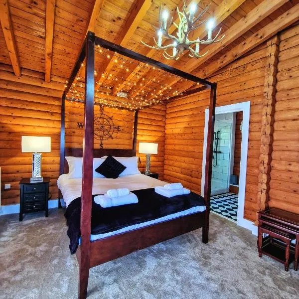 Kaoglen-Stags-Hot tub-Cairngorms-Pet Friendly, hotel a Balnald