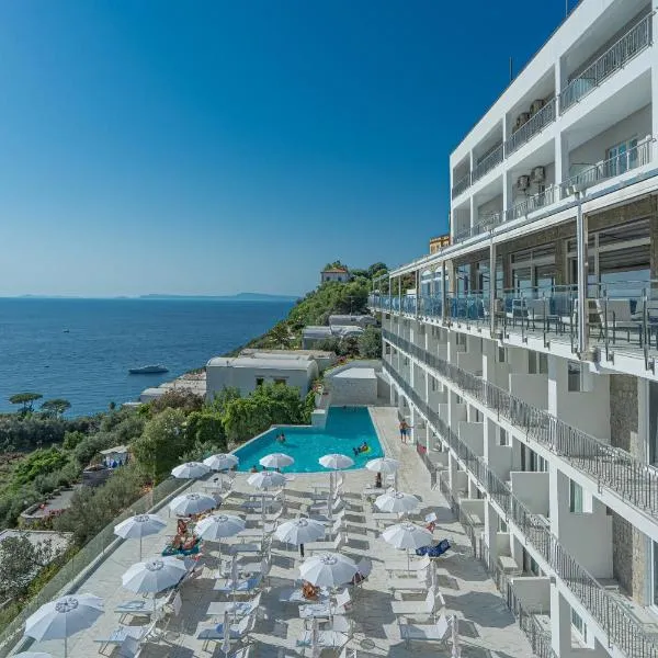 Hotel Mary, hotel Vico Equensében