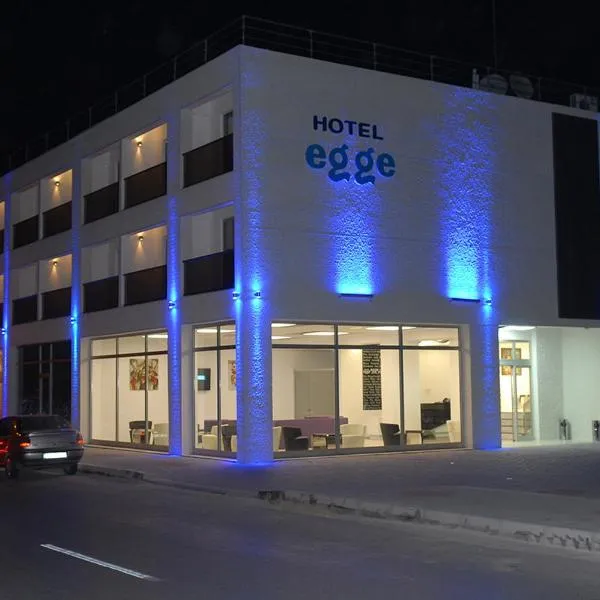 Hotel Egge, hotel v destinaci Cesme