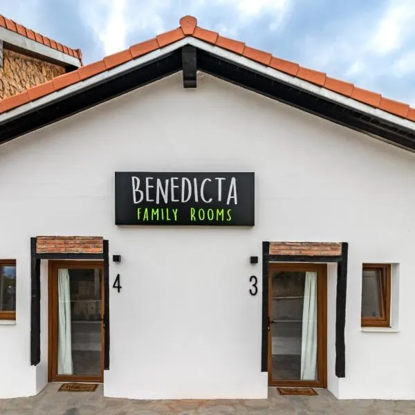 BENEDICTA FAMILY ROOMS, hotel v destinaci Suances