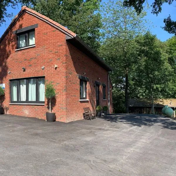 Gites douillets à l’orée des bois., hotel en Houyet