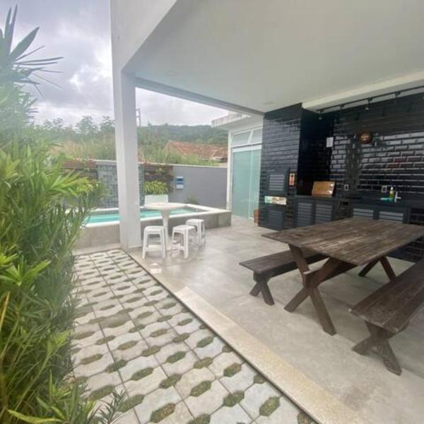 Casa de Férias com Piscina em Bombinhas - Foto 4