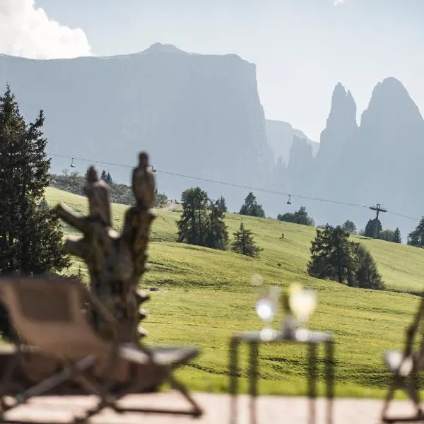 Hotel Steger-Dellai, hotel in Alpe di Siusi