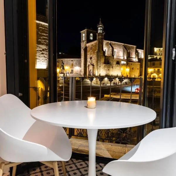 Apartamentos El Patio, Plaza Mayor Trujillo, hotel en Trujillo