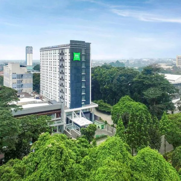 ibis Styles Bogor Pajajaran: Citubang şehrinde bir otel