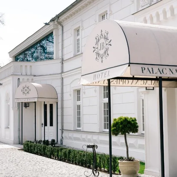 Pałac na Opieszynie, hotel v destinaci Wrzesnia