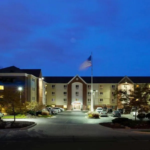 Sonesta Simply Suites Cleveland North Olmsted Airport, hotel in North Olmsted