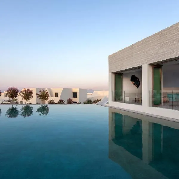 Noūs Santorini, hotel v destinaci Mesariá