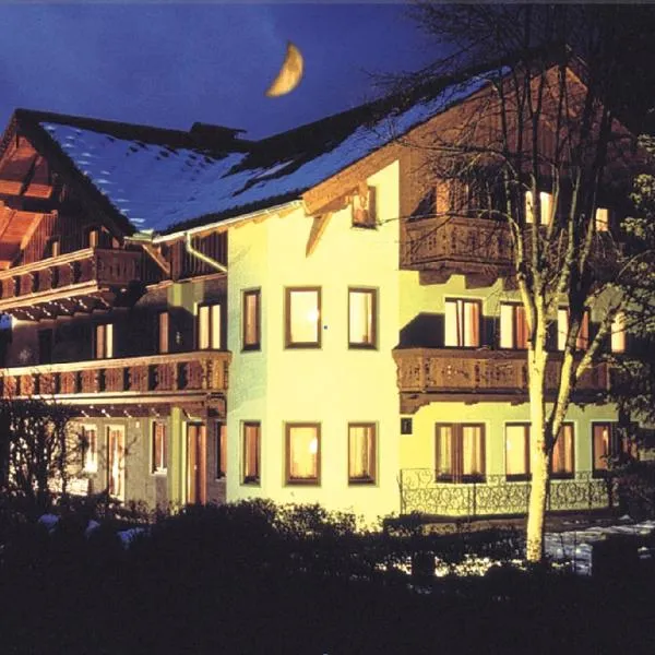 Sportpension Bergblick、ヴァークラインのホテル
