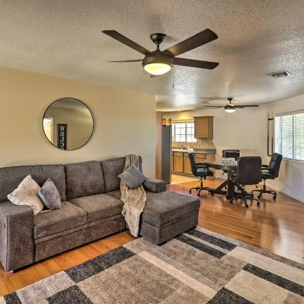 Lake Havasu City Home w/ Patio ~ 3 Mi to Lake, hotel in Lake Havasu City