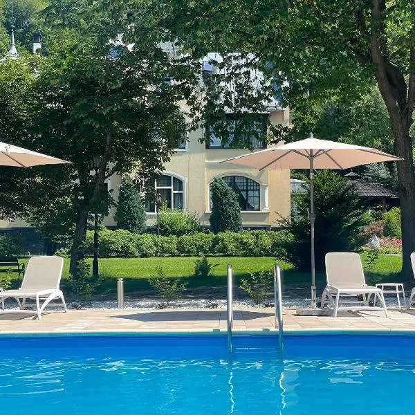 Villa Elise Park Pension, hotel v destinaci Stronie Śląskie