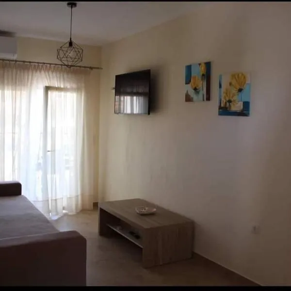 Xanthiotis Apartments, hotel in Skala Rachoniou