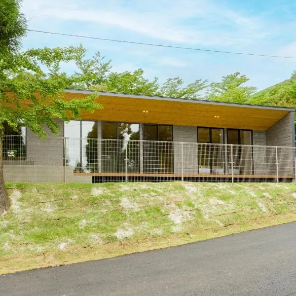 Rakuten STAY VILLA Aso Kurokawa -105 1LDK pet allowed Capacity of 6 persons, ξενοδοχείο σε Minamioguni