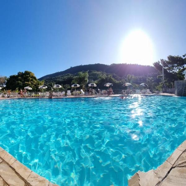 Flat 206 Hotel Cavalinho Branco (3 piscinas, elevador, sauna)