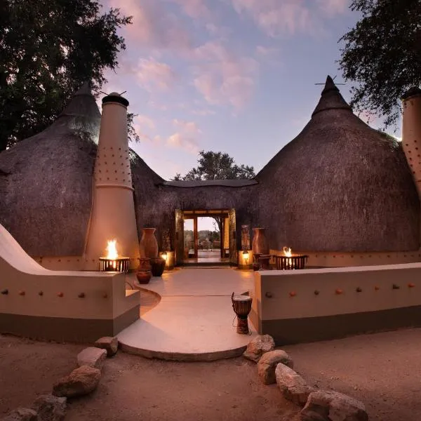Hoyo Hoyo Safari Lodge, hotel en Manyeleti Game Reserve