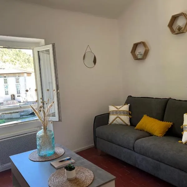 Studio "Le Fontaine de Vaucluse" – hotel w mieście Fontaine-de-Vaucluse