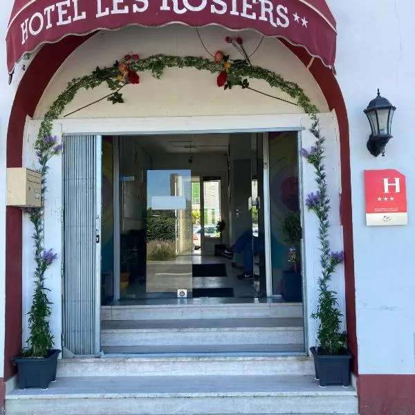 Hotel Les Rosiers, hótel í Villedoux