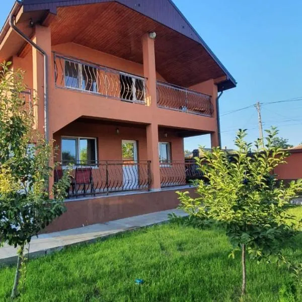 Casa Valentin, hotel in Corbu