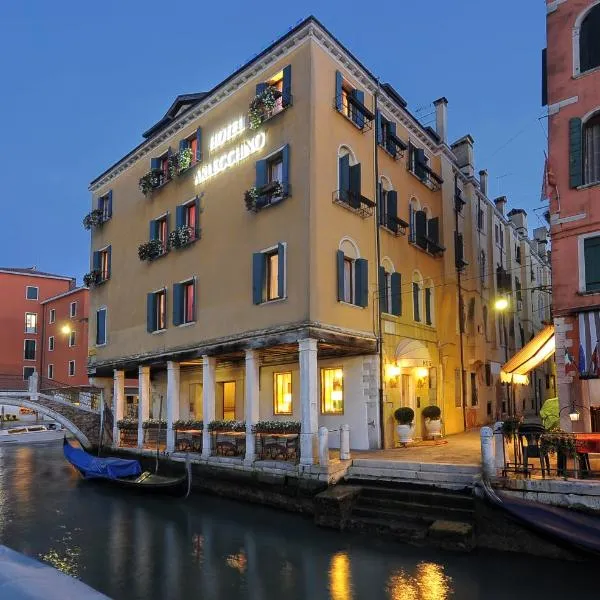 Hotel Arlecchino, hotel v Benátkach