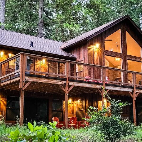 The Classy Cabin, hotel v destinaci Johnson Landing