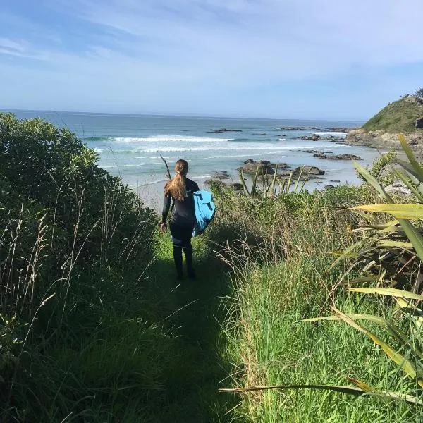 Stay in School by the Sea, hotel em Taieri Mouth