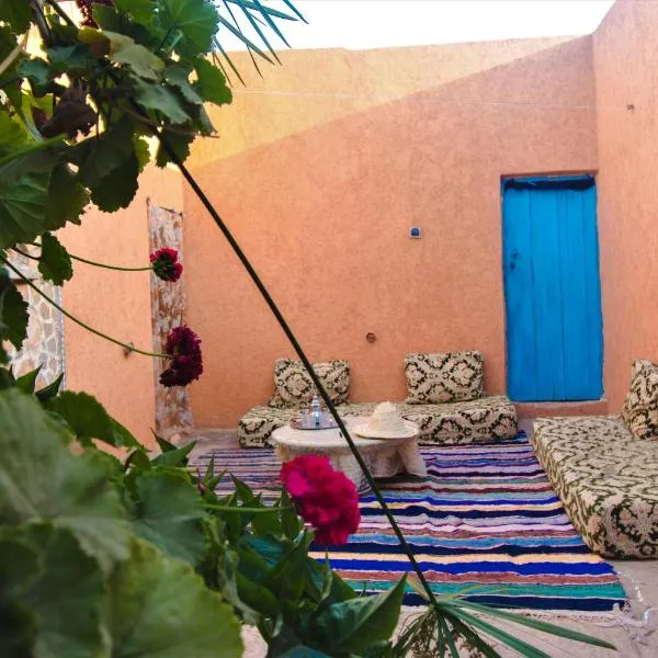 Authentic Moroccan Family Homestay, hotel v destinaci Tabaïat