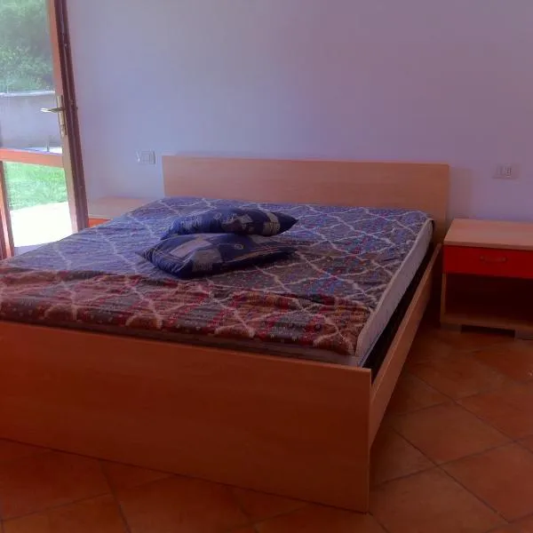 Luna Case Vacanza La Mendula, hotel di San Teodoro